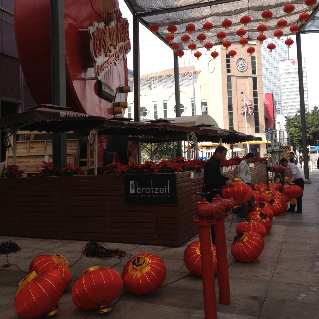 lanterns stringing